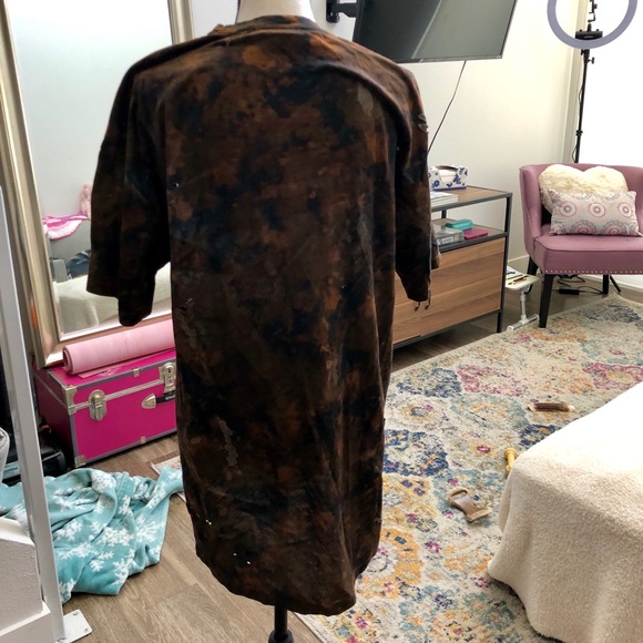 Rare Balmain Wolf Distressed Tee - Picture 3 of 7